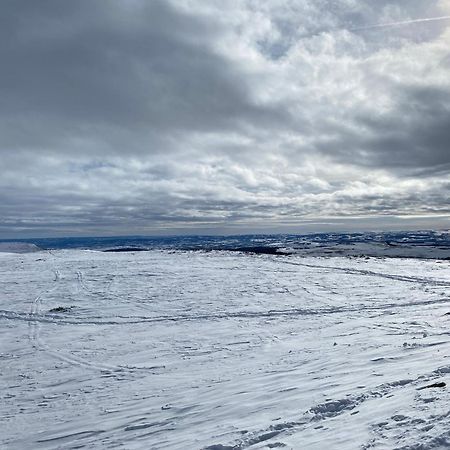 Charmant Appartement Au Coeur Des Volcans D Auvergne Мюра Екстериор снимка