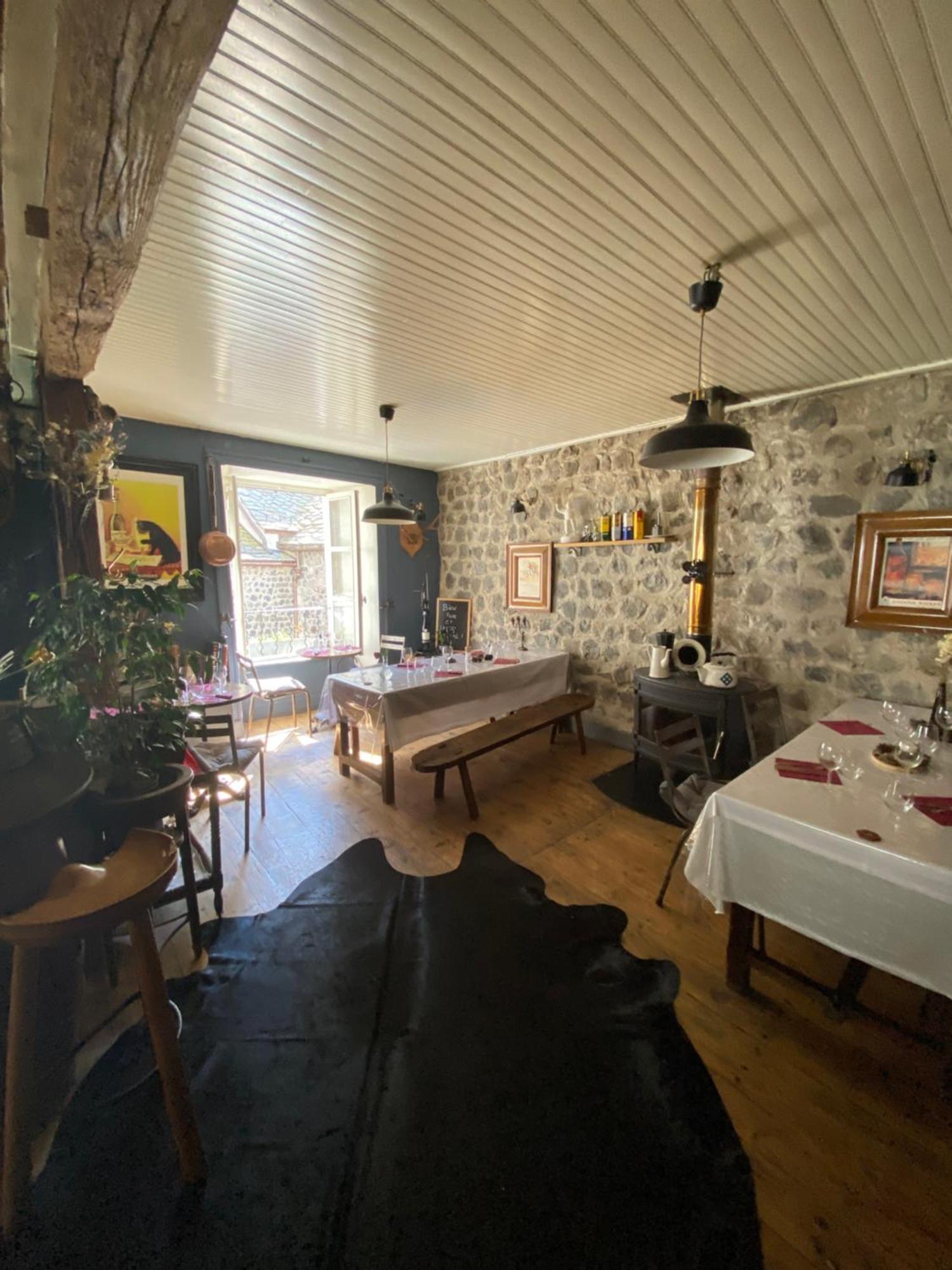 Charmant Appartement Au Coeur Des Volcans D Auvergne Мюра Екстериор снимка