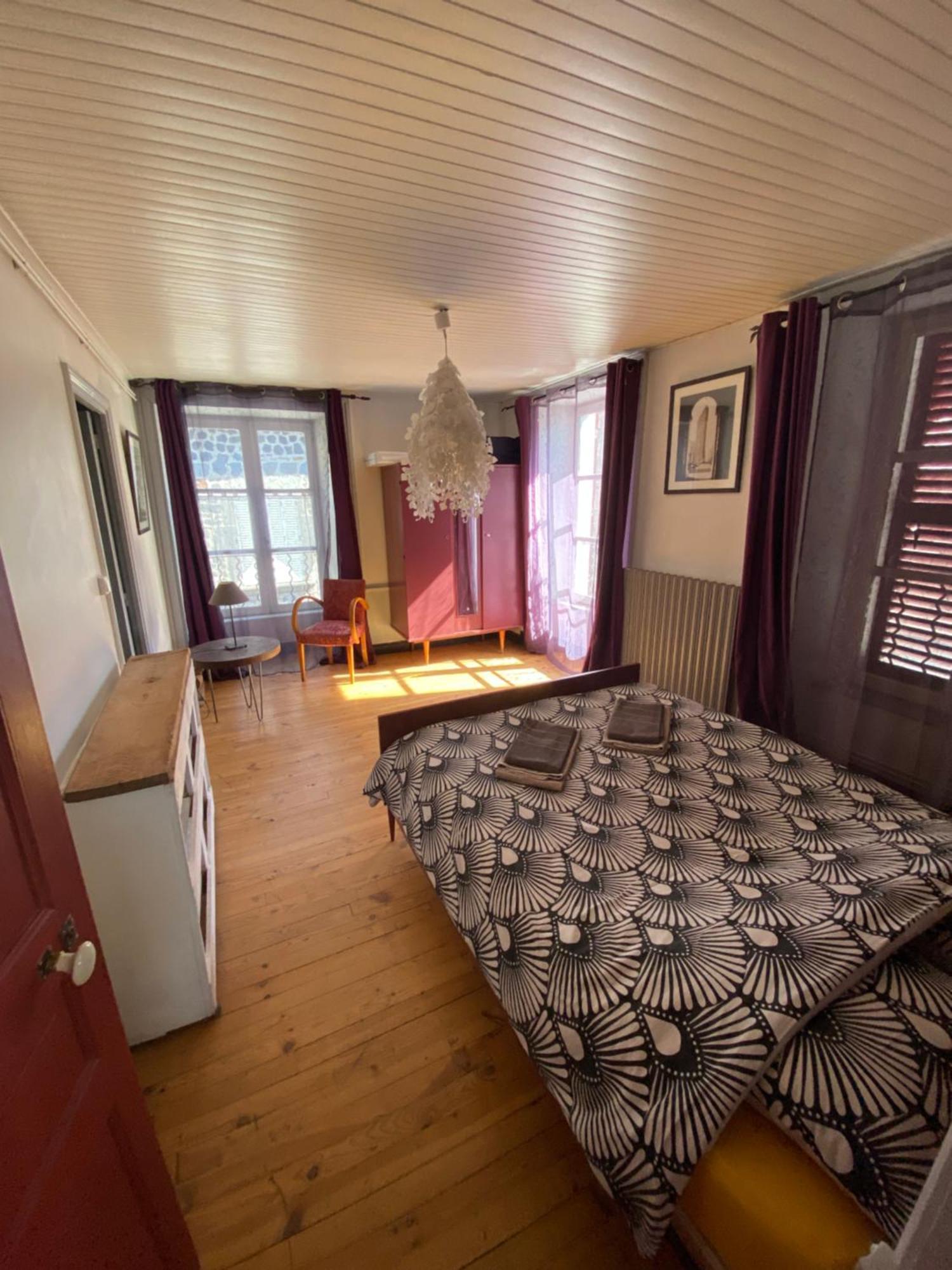 Charmant Appartement Au Coeur Des Volcans D Auvergne Мюра Екстериор снимка